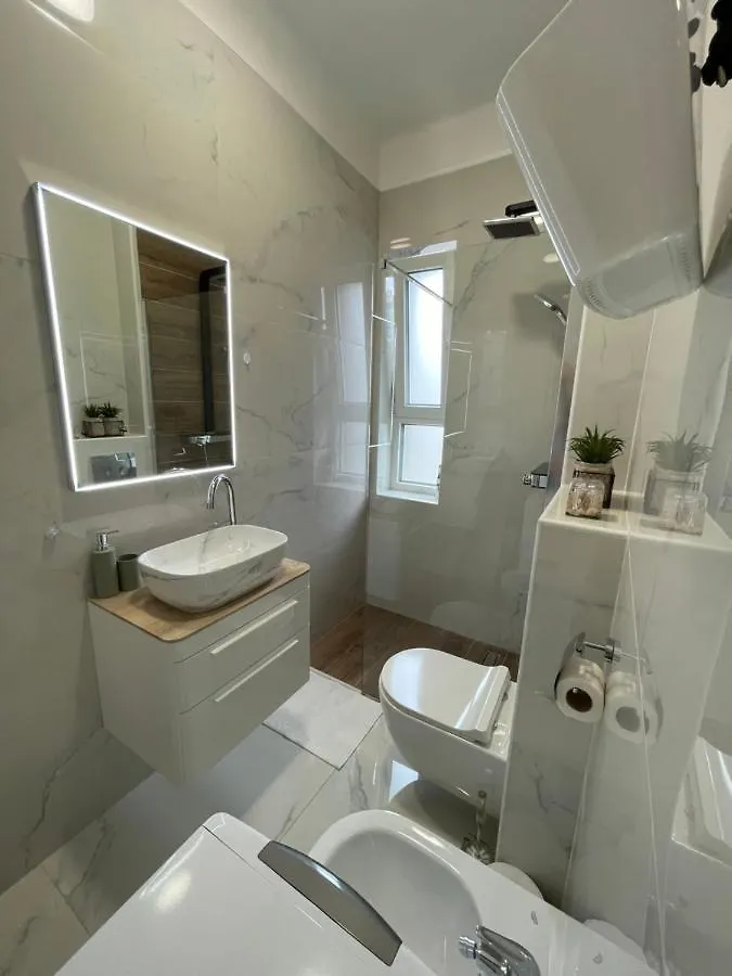 Luxury Apartment Dalia Rijeka 0*,  Croatia